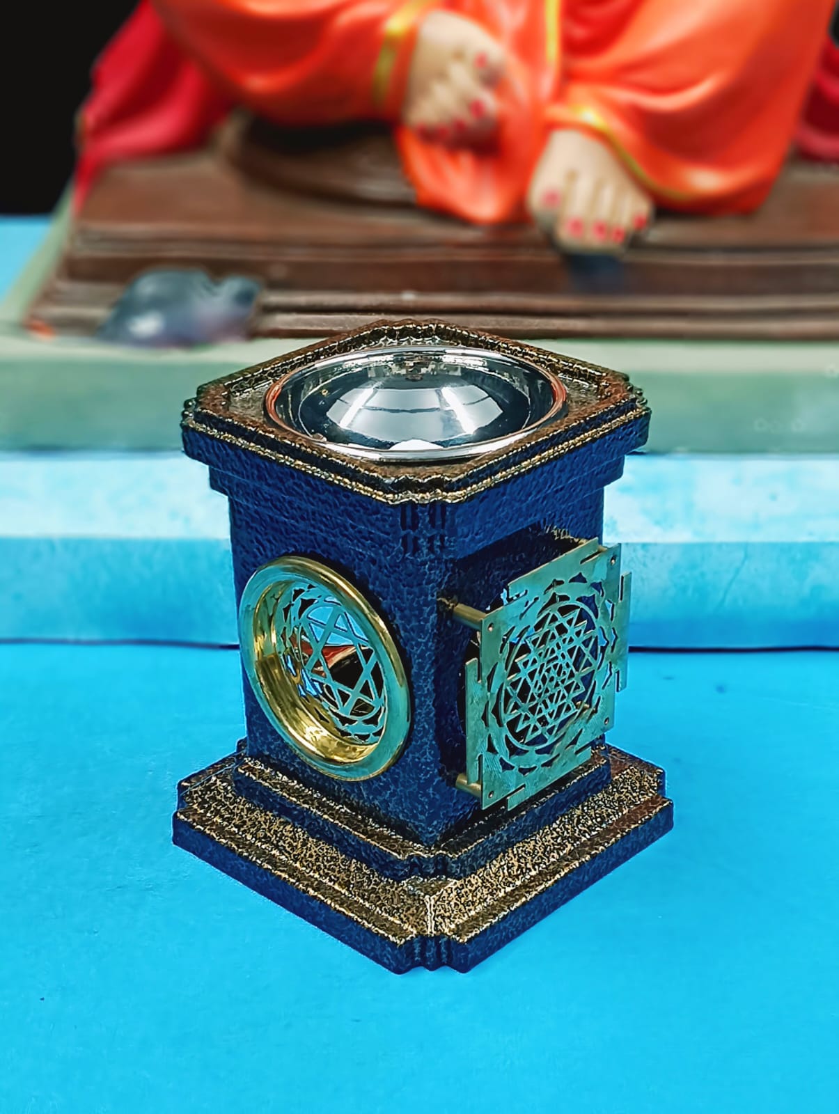 Vastu Deep Panchdhatu Akhand Diya for home puja and vastu remedies